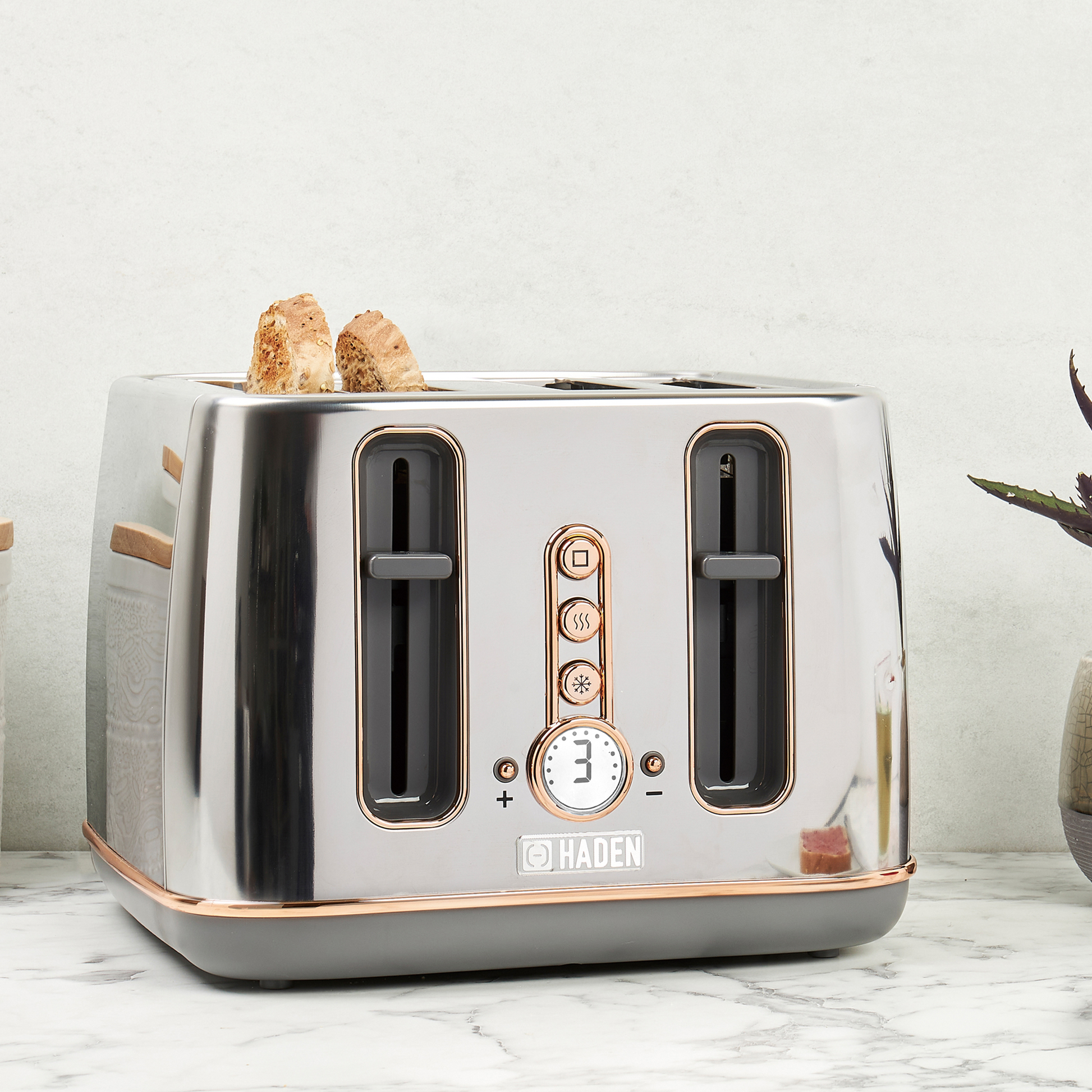 Haden Dorchester Chrome & Rose Gold 4 Slice Toaster Toasters Haden