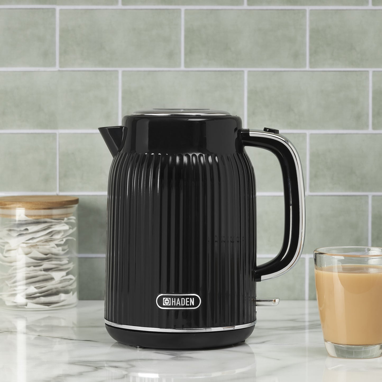 Haden York 1.7L Kettle Black