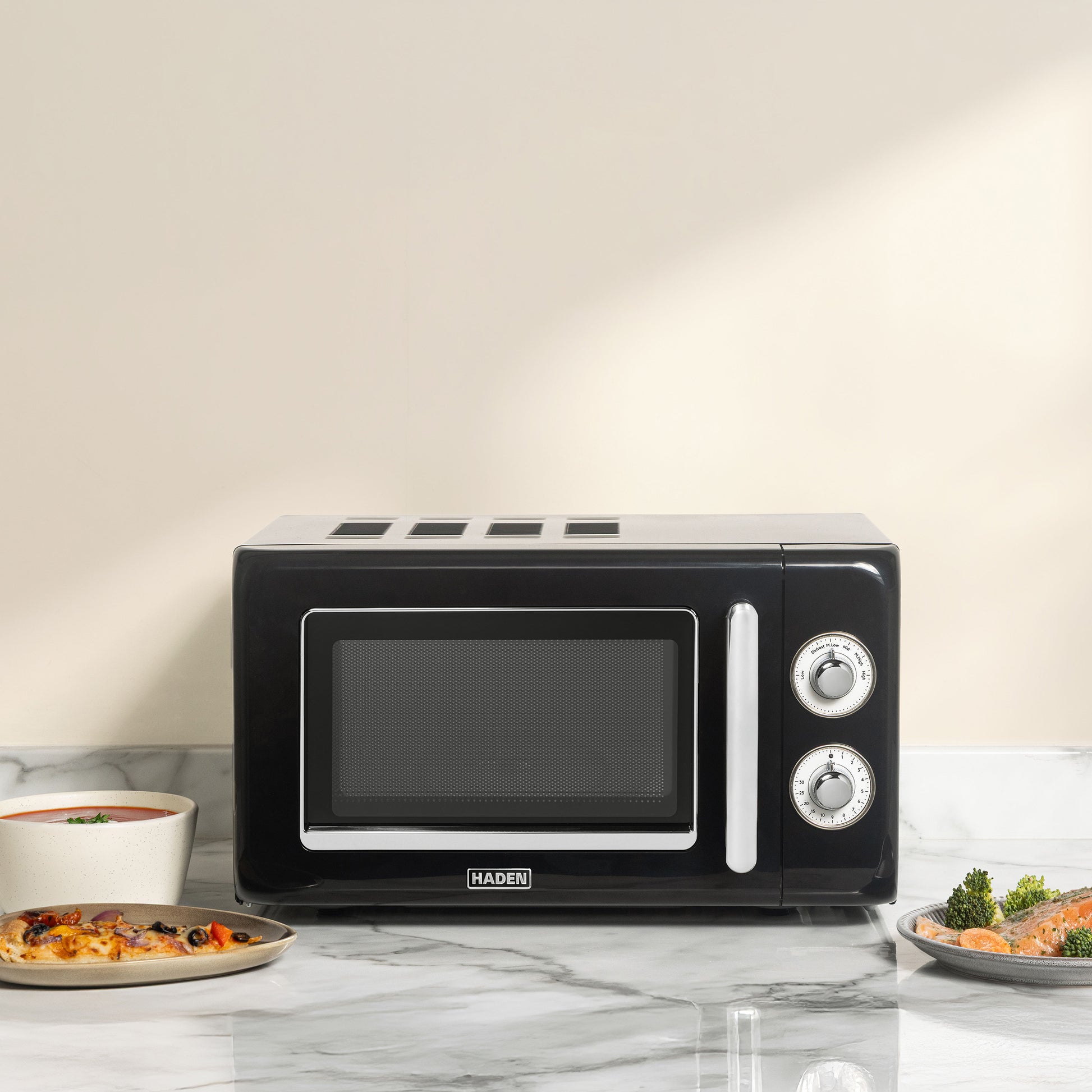 Haden 17L Retro Microwave in Black Microwave Ovens Haden