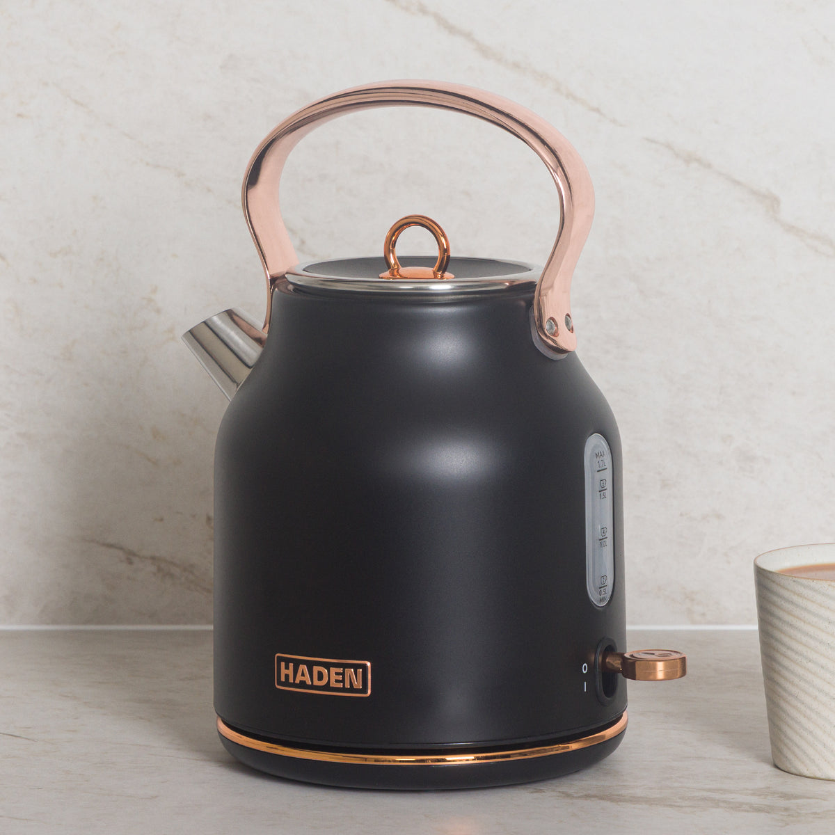 Haden Heritage Kettle – Black & Copper Kitchen Haden
