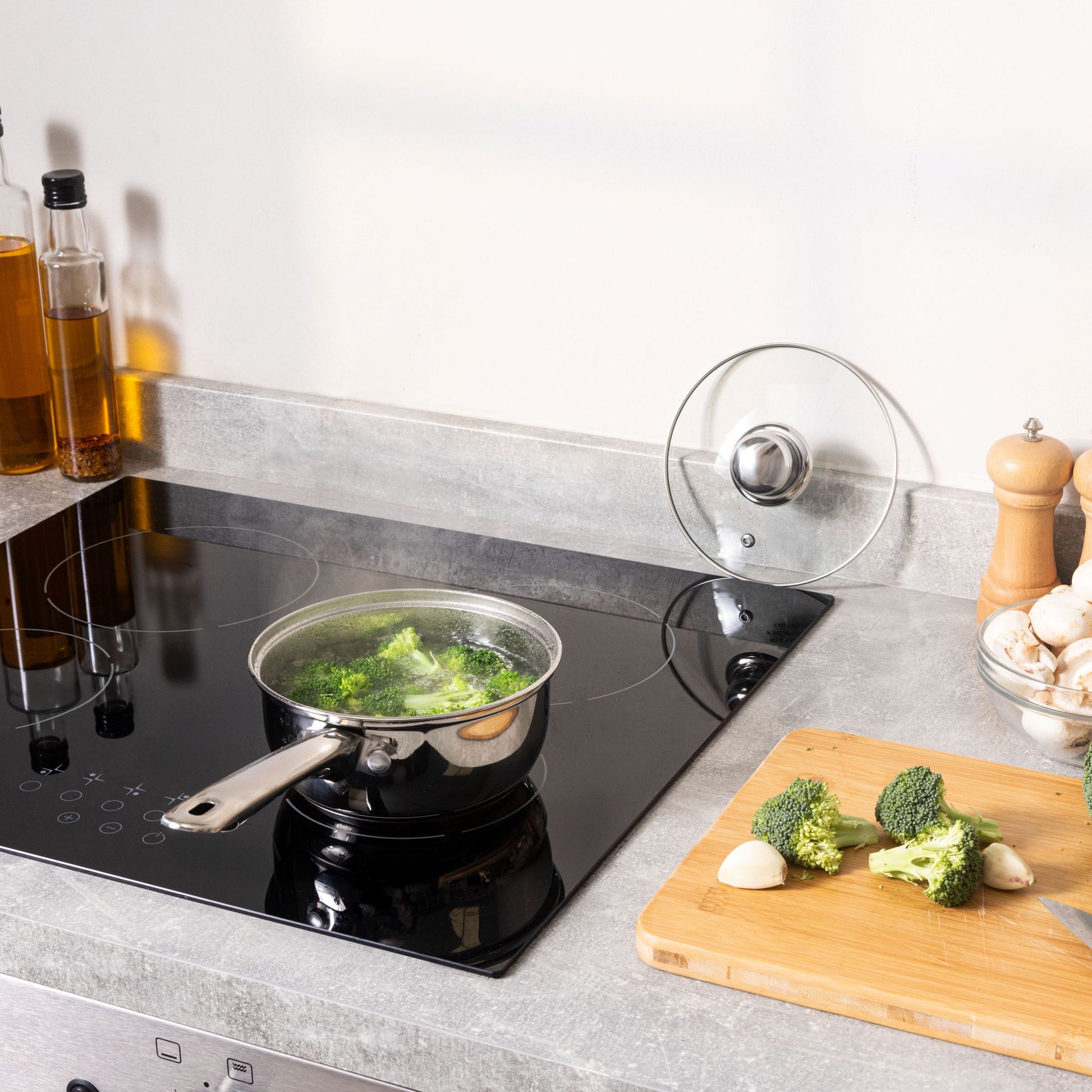 16cm Essential Saucepan With Glass Lid Kitchen Haden