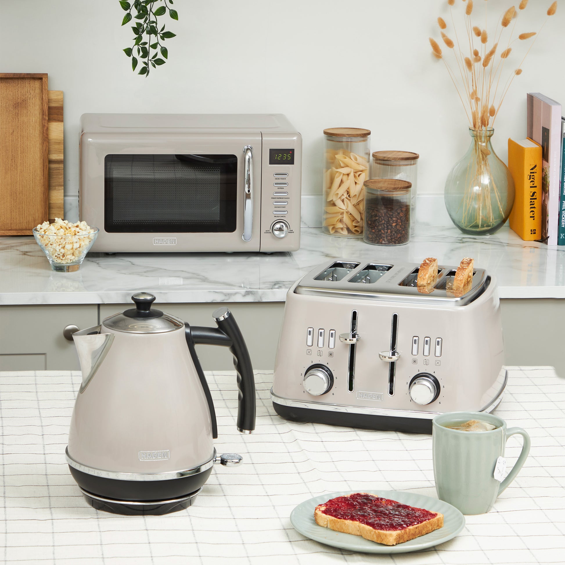 Haden Cotswold Bundle Kettle + Toaster + Microwave – Putty Haden