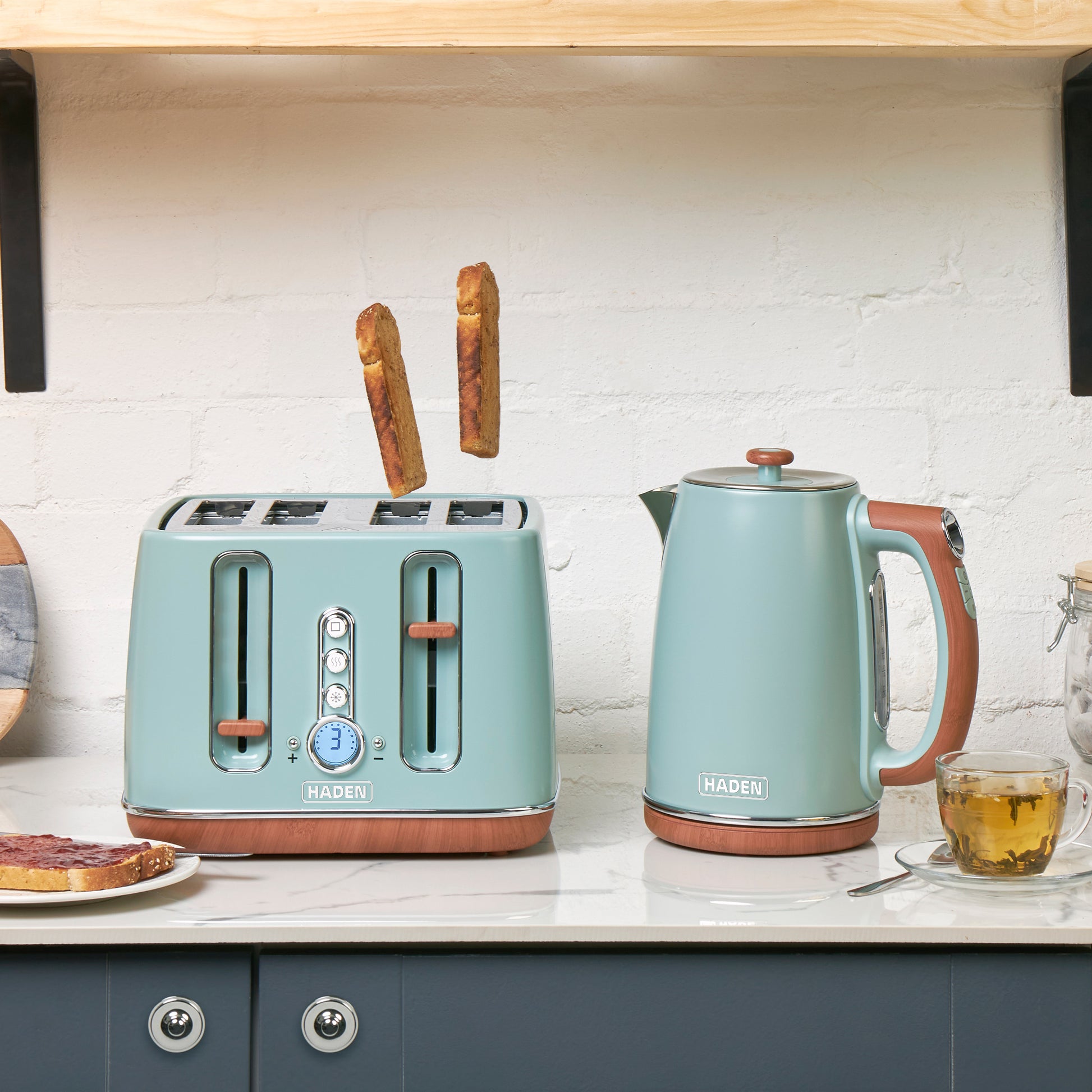 Haden Dorchester Bundle Kettle + Toaster - Sage Bundle Haden