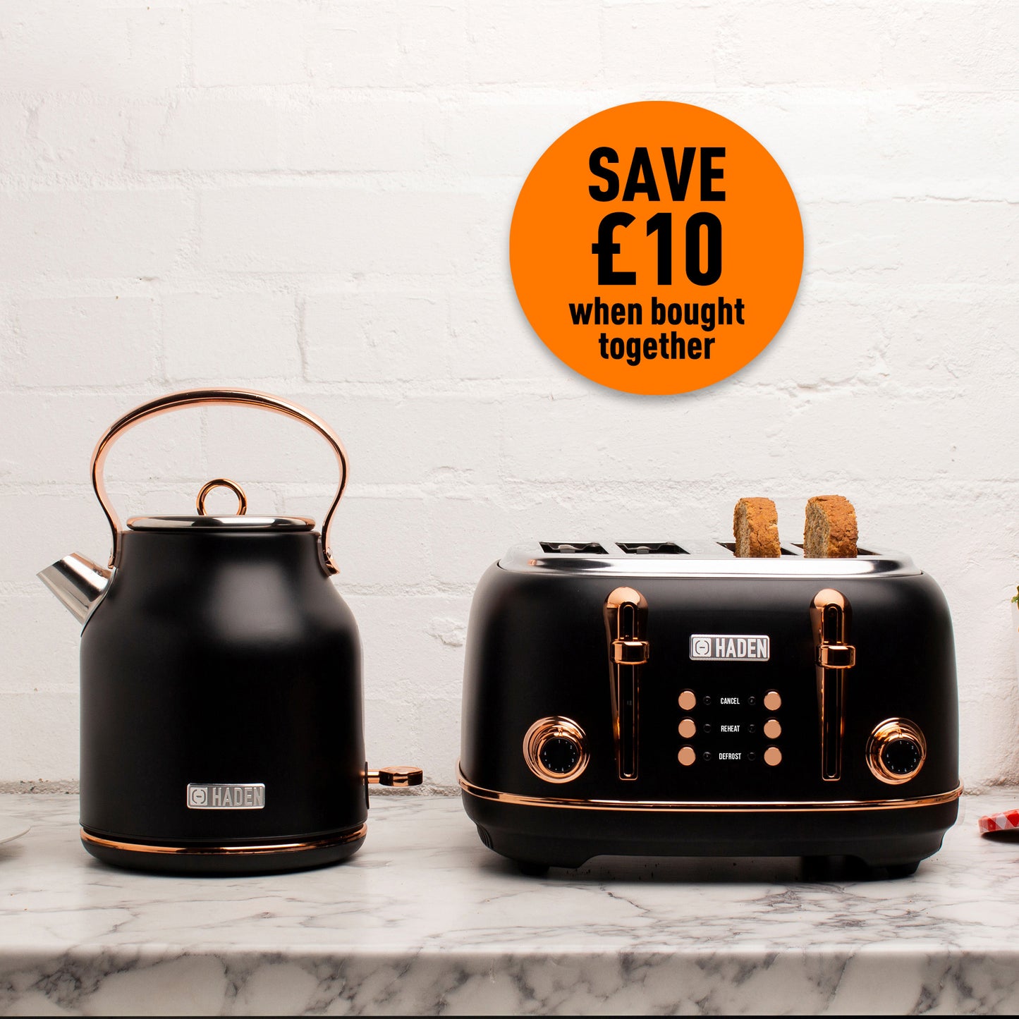Haden Heritage Black & Copper Bundle – Set of Kettle + 4 Slice Toaster