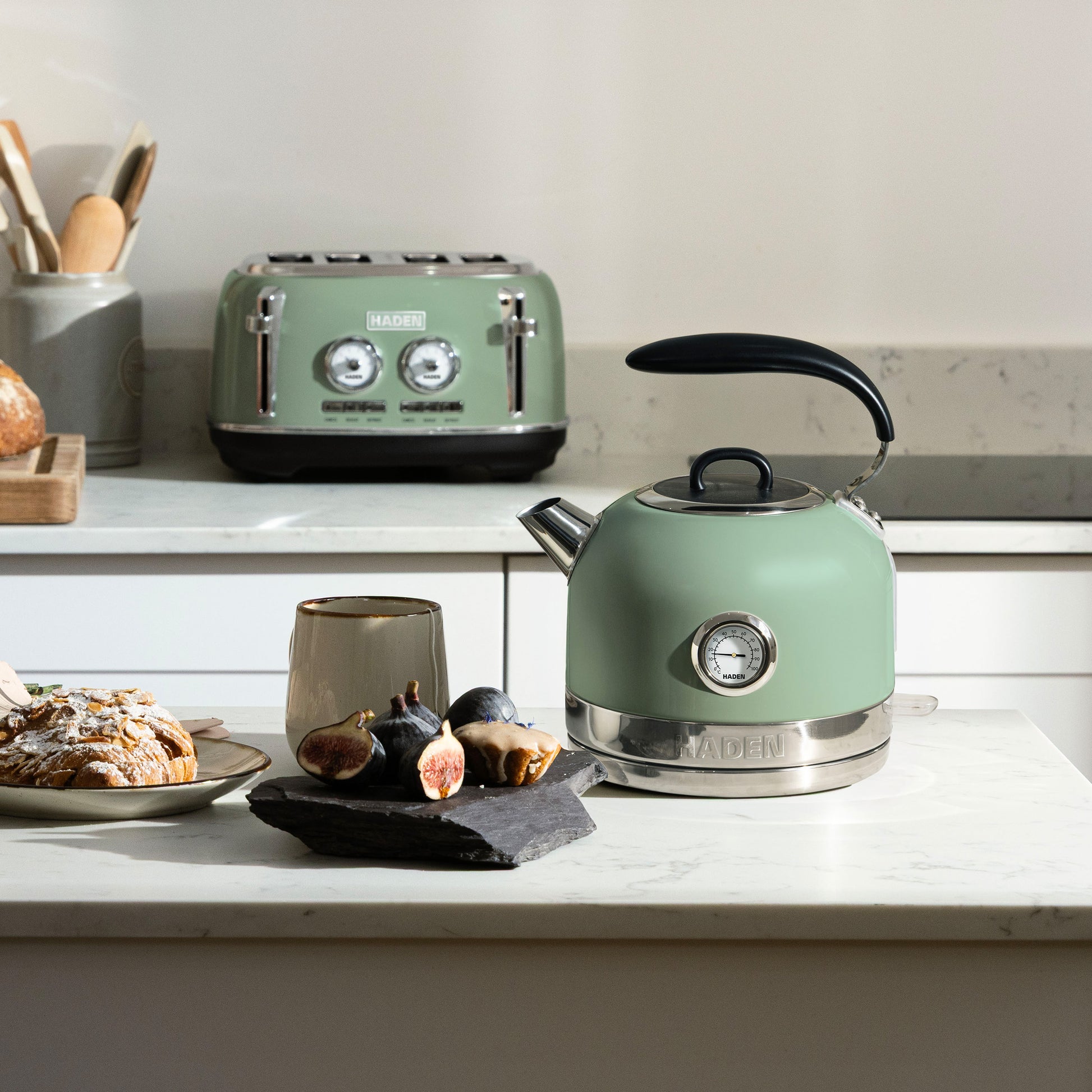 Haden Jersey Cedar Green Bundle Kettle + Toaster Bundle Haden