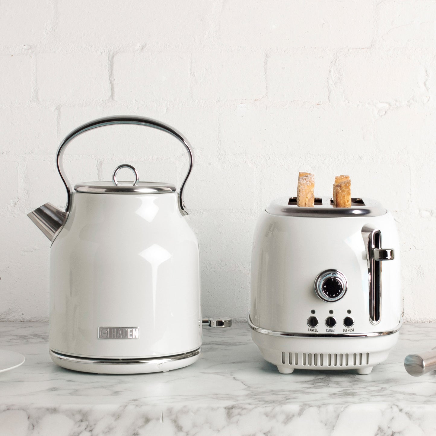 Haden Heritage 2-Slice Ivory Toaster Toasters Haden