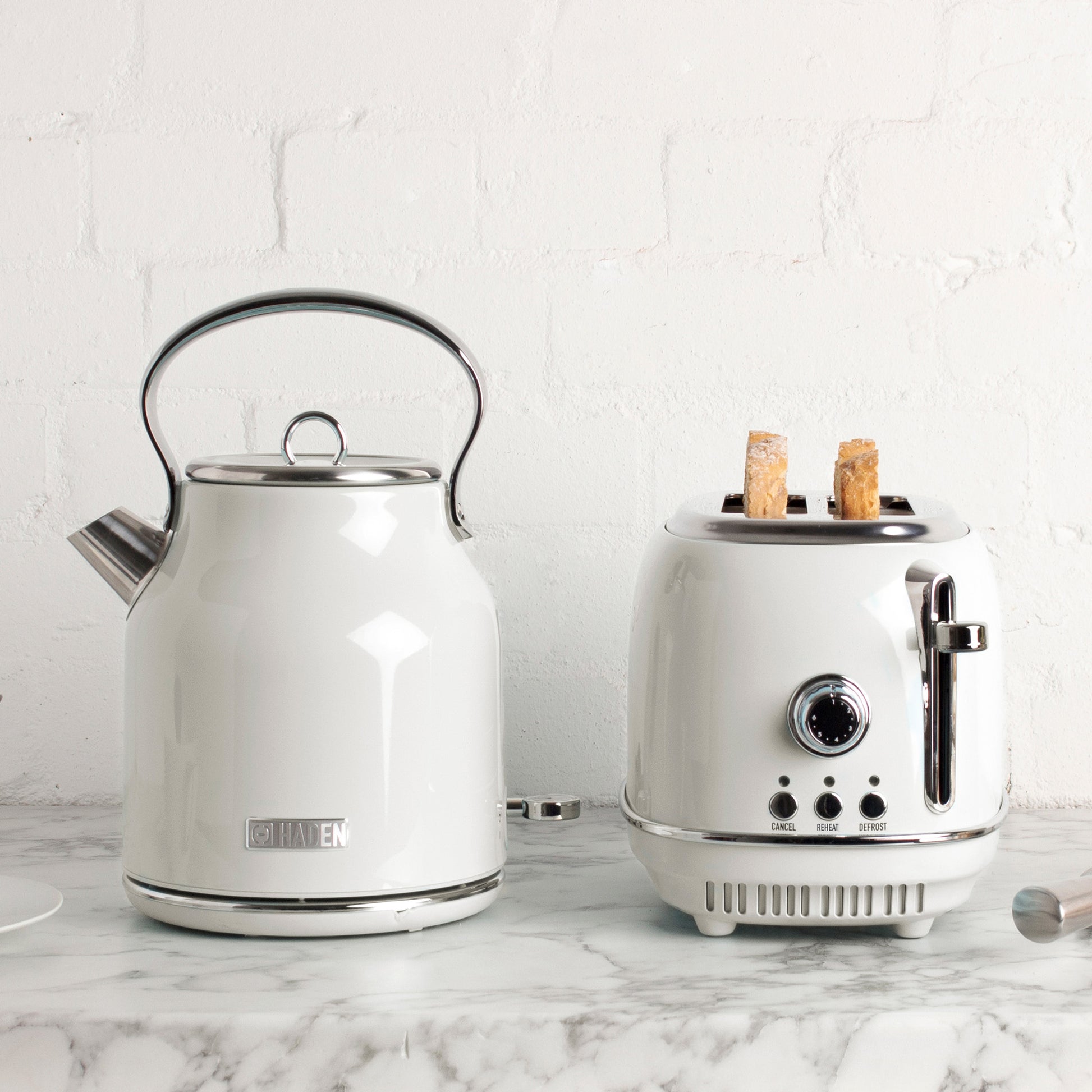 Haden Heritage 2-Slice Ivory Toaster Toasters Haden