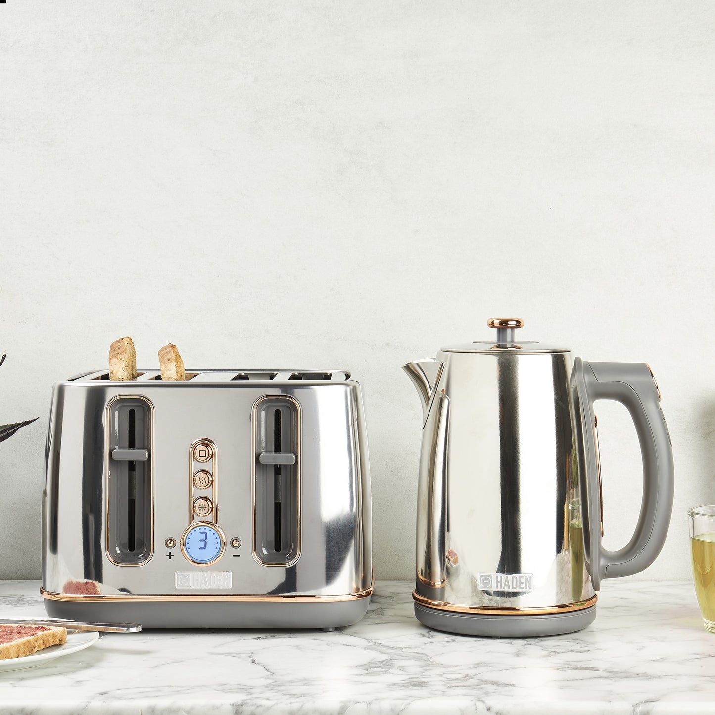 Haden Dorchester Chrome & Rose Gold 4 Slice Toaster