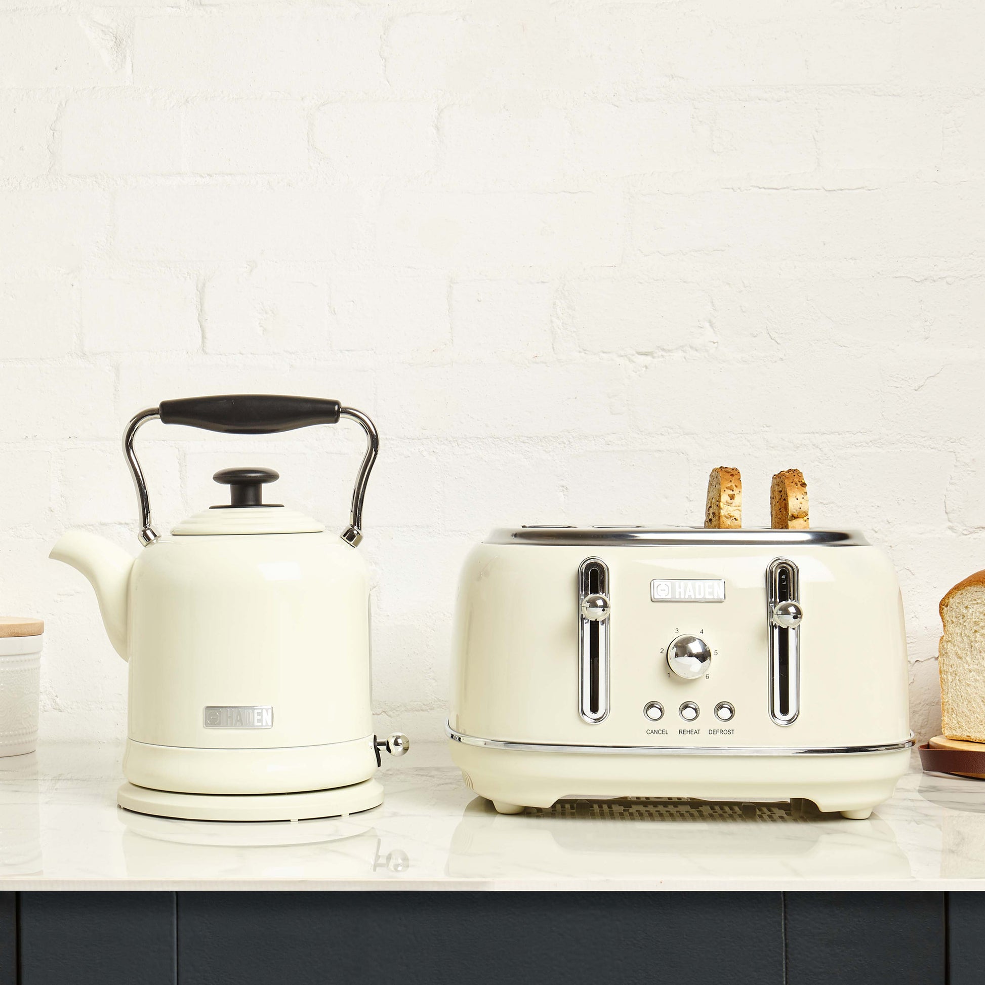 Haden Highclere Cream 4 Slice Toaster Toasters Haden